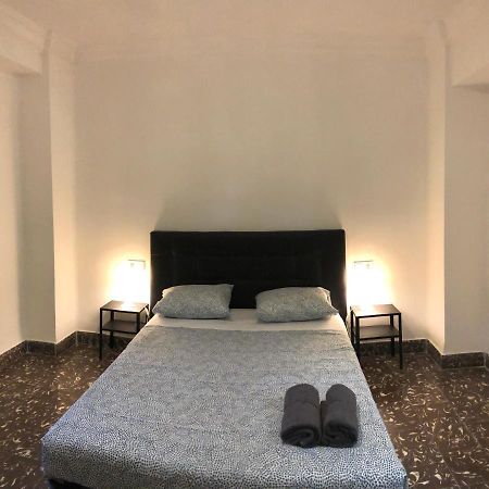 Habitaciones Casa Cobo Valencia Eksteriør billede